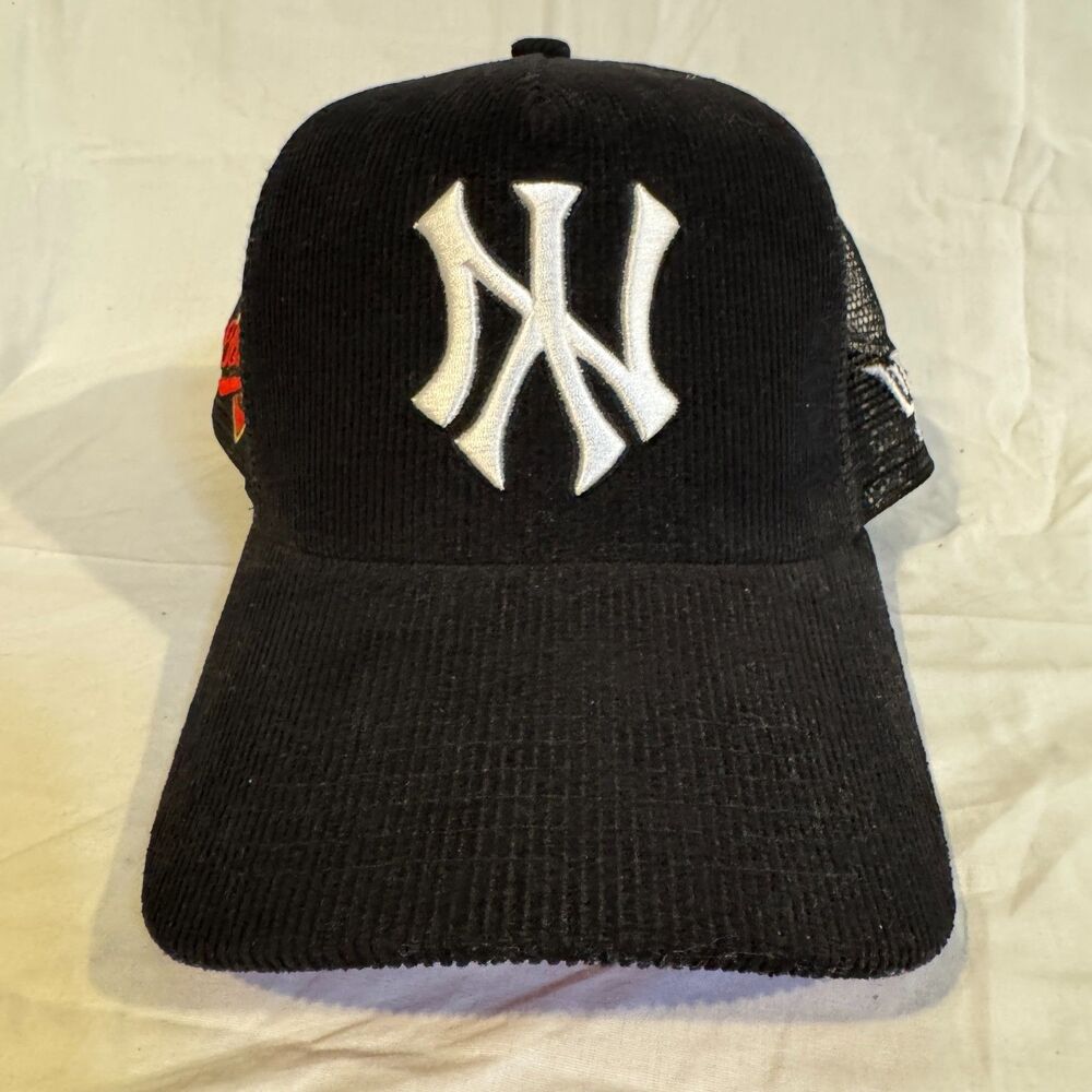 Lyft Supply Upside Down NY Emblem Hat Corduroy Black Los Series Trucker Snapback